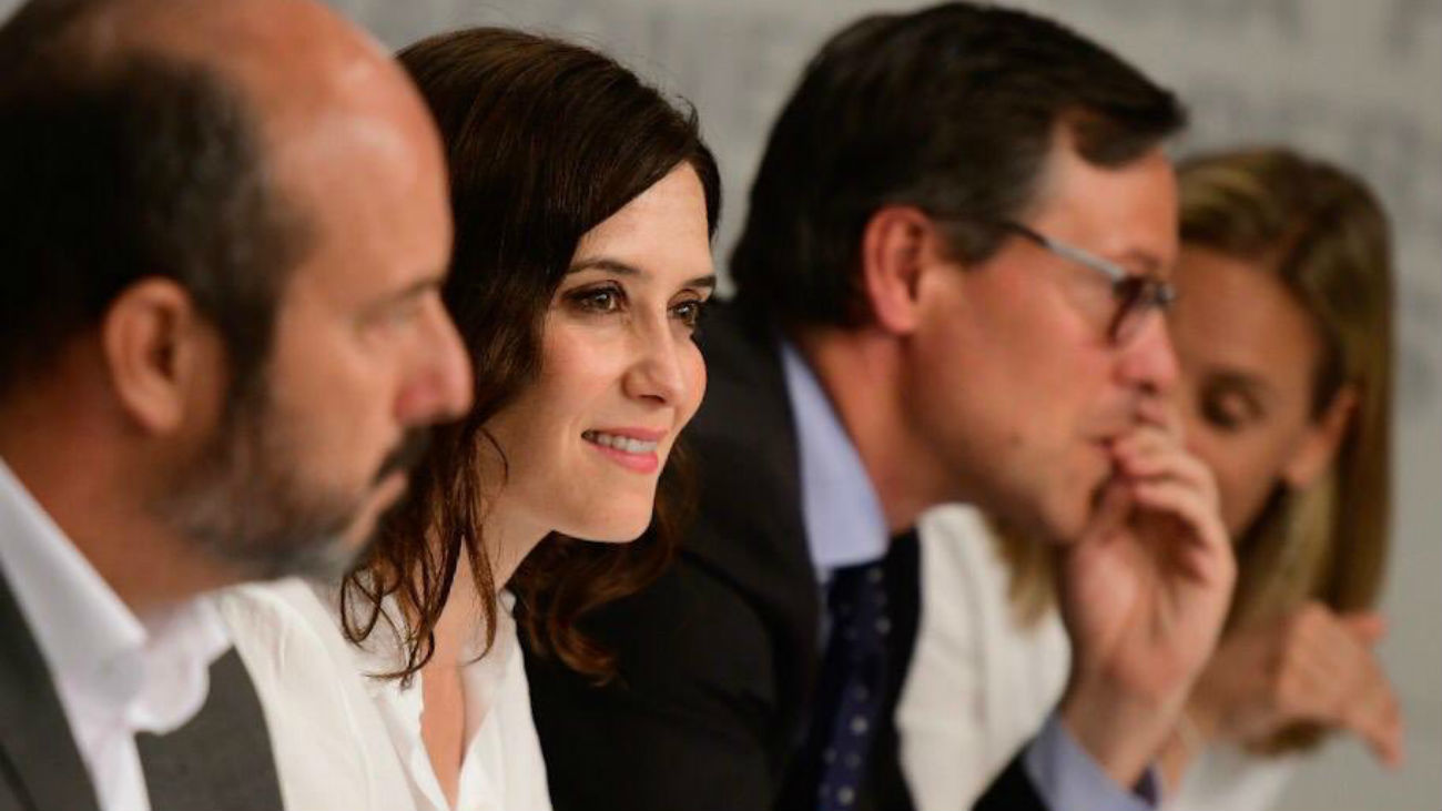 Ayuso no ve "con malos ojos" que Cs presida la Asamblea