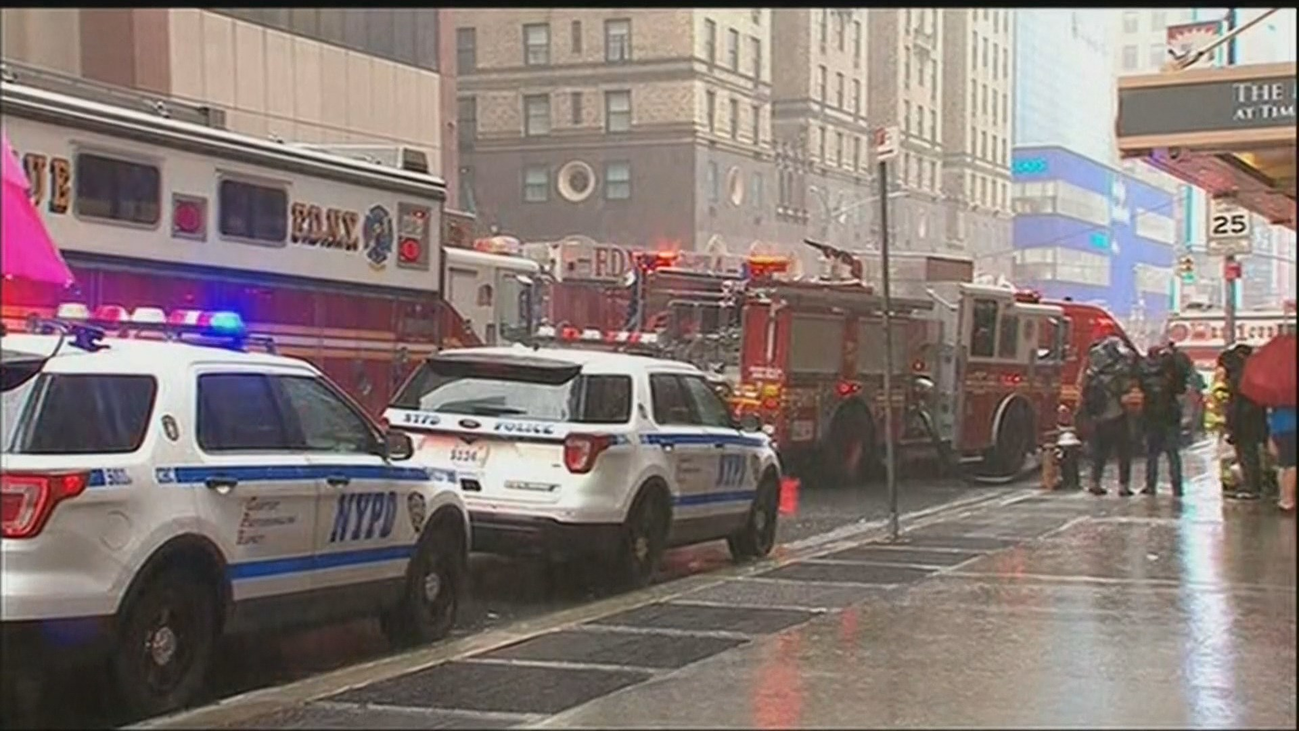 Un muerto al estrellarse un helicóptero en una azotea de Nueva York