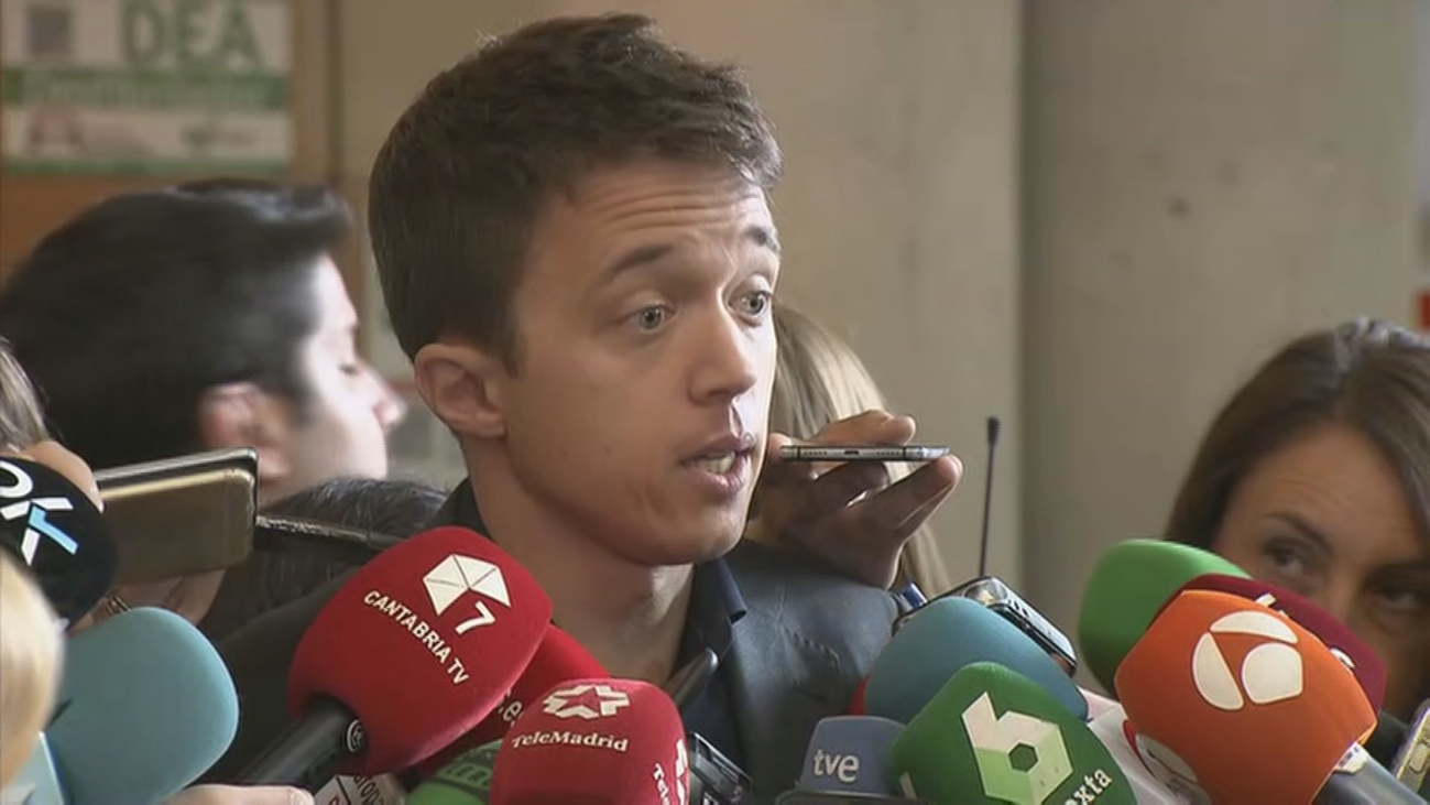 Errejón acusa a Cs y Vox de entregar "una Mesa dócil" al PP