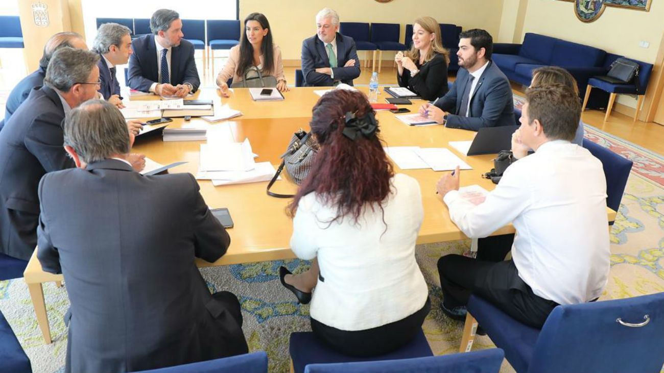 Vox quiere participar en el Gobierno de Madrid en proporción a sus votos