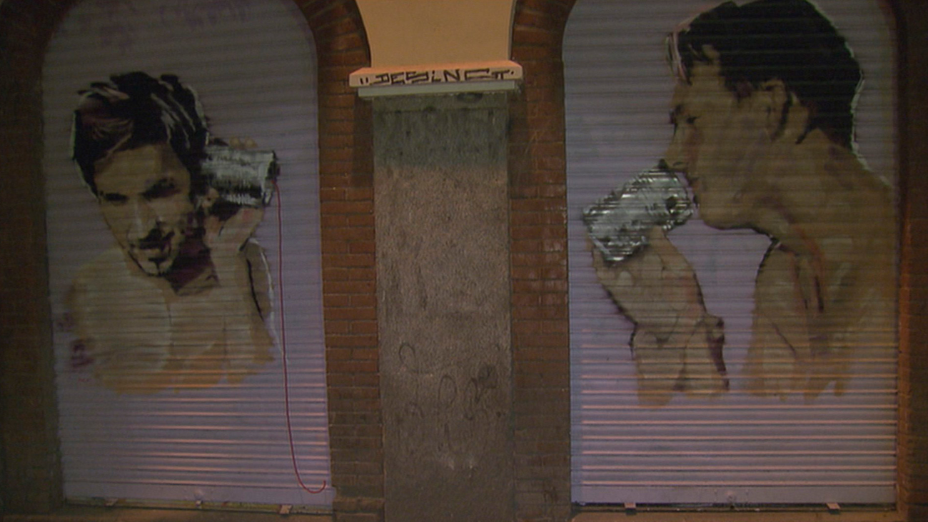 Grafiteros destrozan las pinturas de 'Pinta Malasaña'