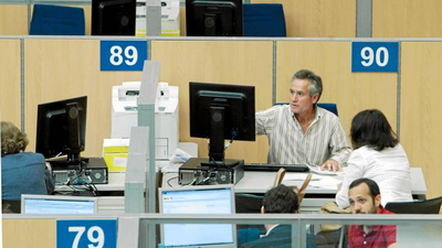 El Gobierno valida la subida salarial adicional del 0,25% a los funcionarios