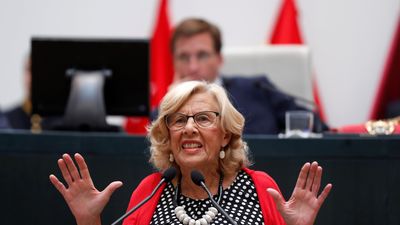 El Ayuntamiento de Madrid archiva el expediente contra los policías que amenazaron a Carmena en un chat
