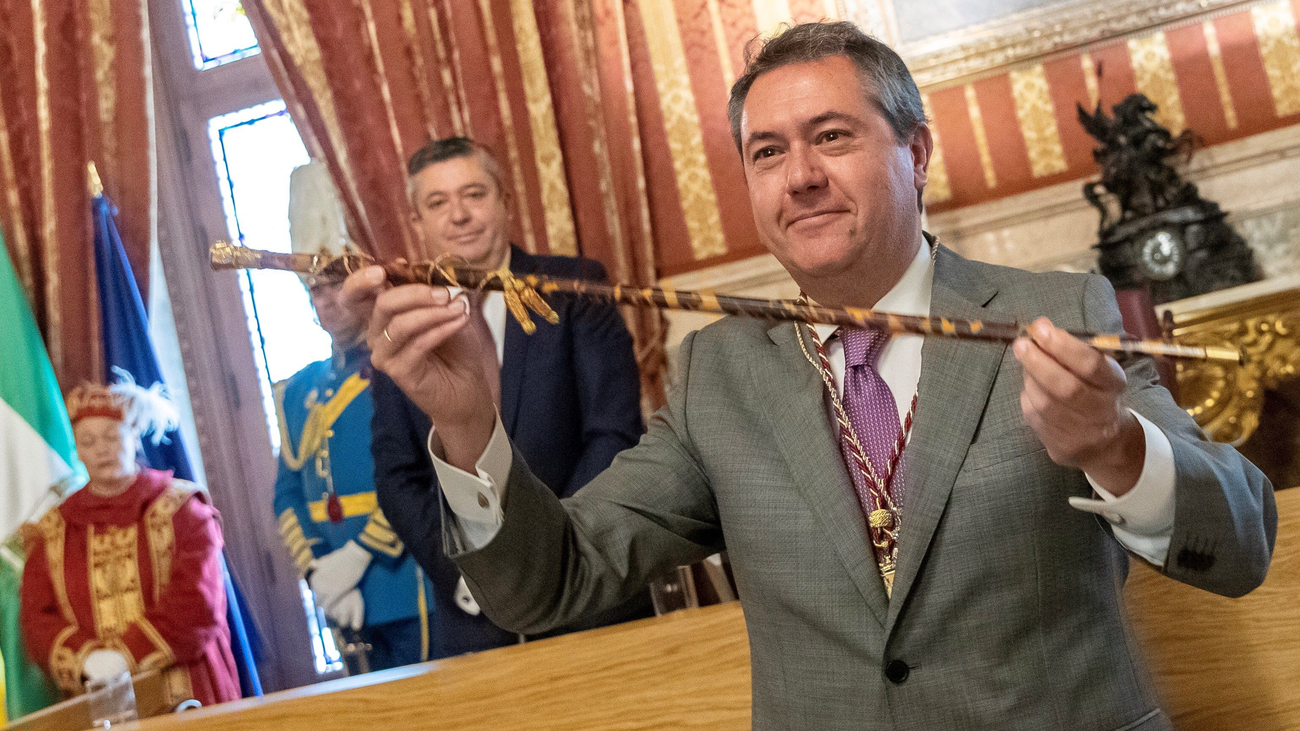 Jornada constitutiva en los Ayuntamientos de toda España