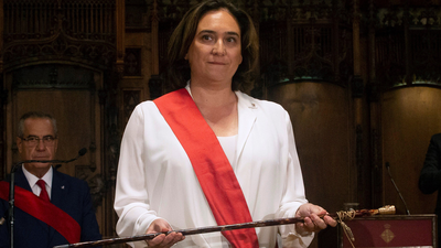 Ada Colau, reelegida alcaldesa de Barcelona con 21 votos