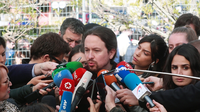 Pablo Iglesias vuelve a defender la postura de Podemos en el Gobierno en El País