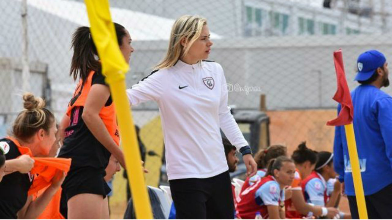 Hablamos con Paula Sanz, subcampeona de Europa de fútbol playa