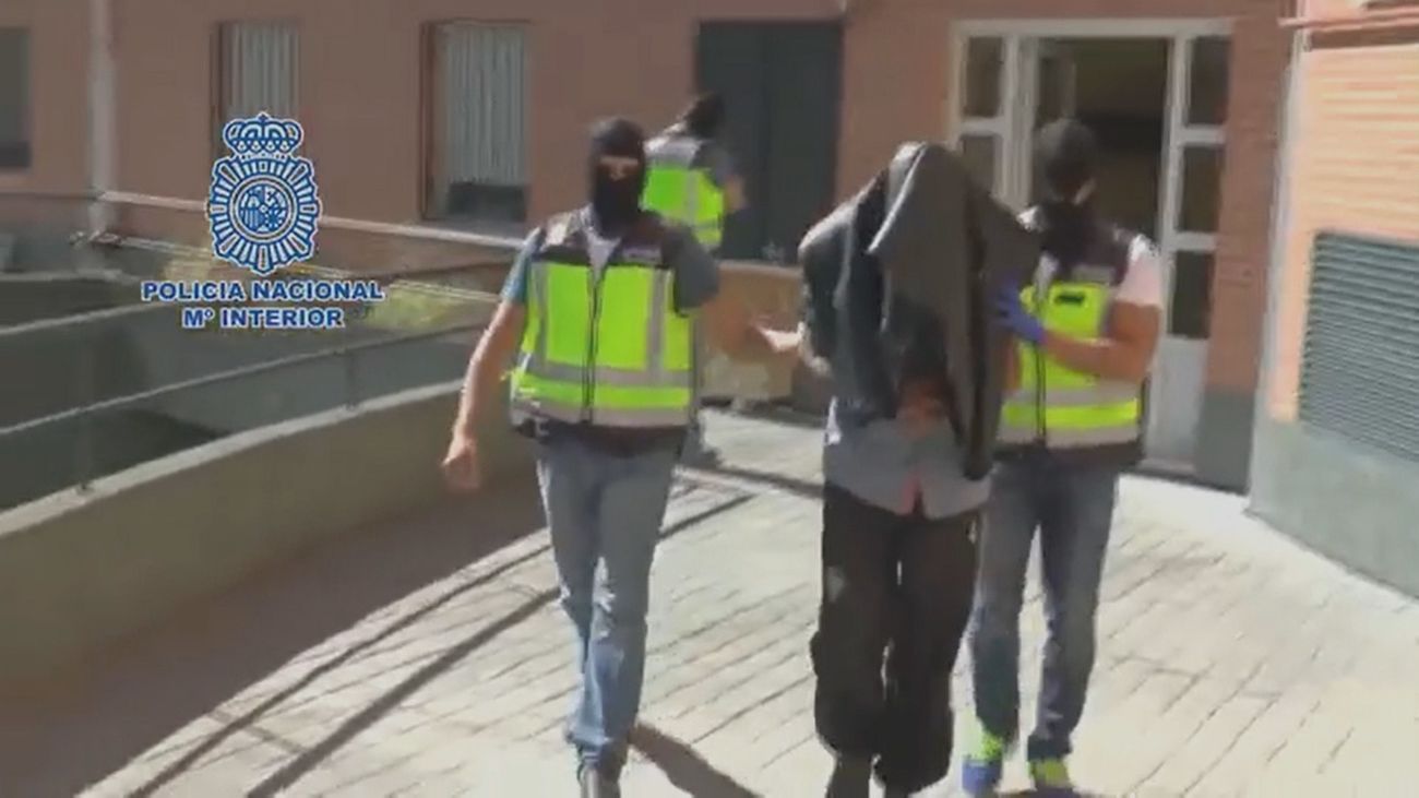 Unos de los detenidos en la operación antiyihadista efectuada en Madrid