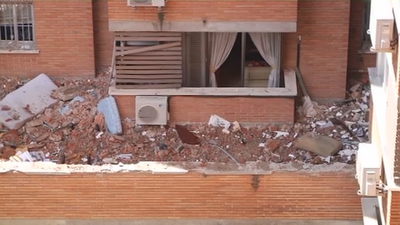 Agapito, un vecino sin ventana tras la explosión en Vallecas