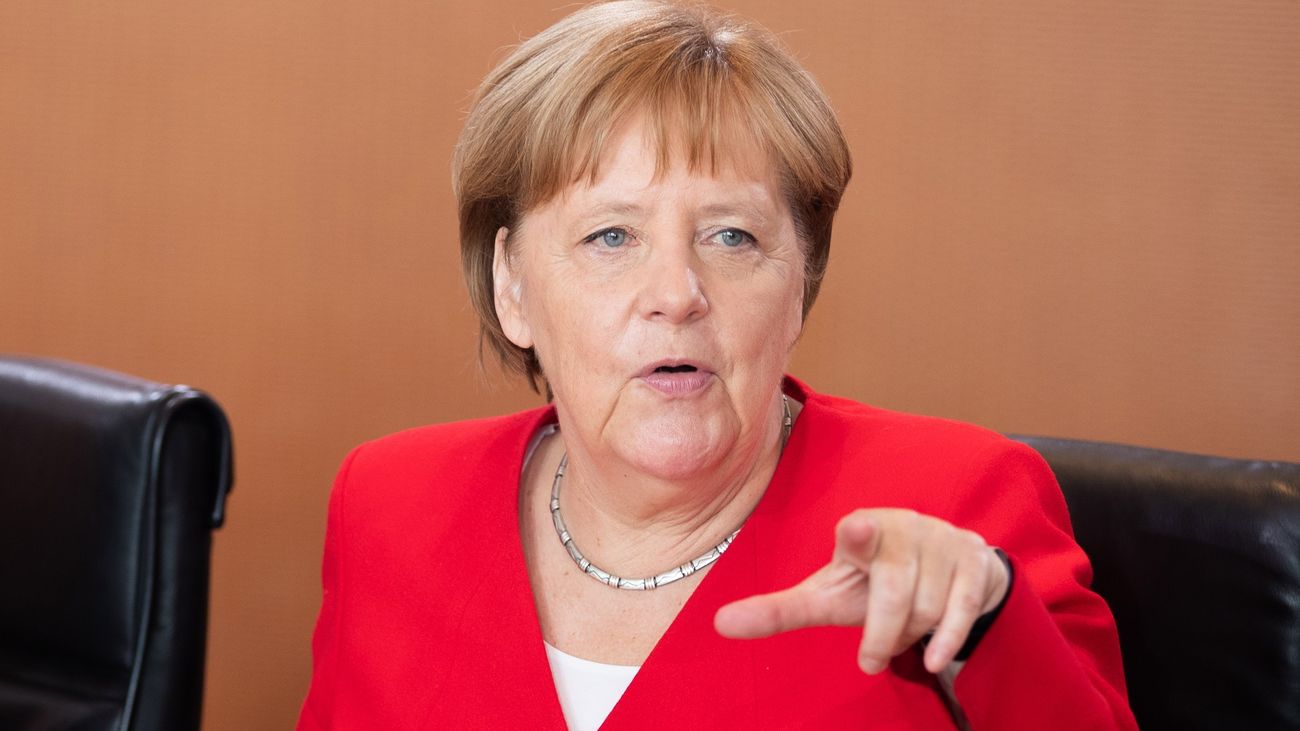 Merkel defiende que está en buen estado de salud