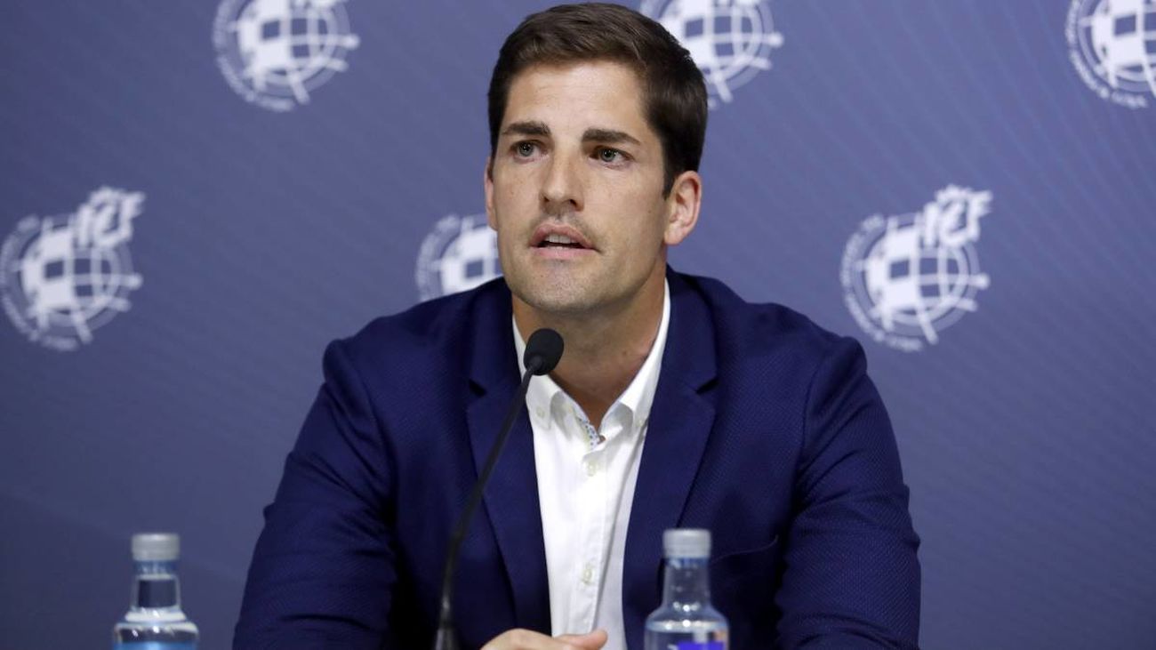 Robert Moreno: "Siempre pensaba ser entrenador pero no de esta forma"