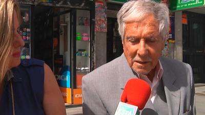 Aprovecha la ausencia de su abuelo para okupar su domicilio