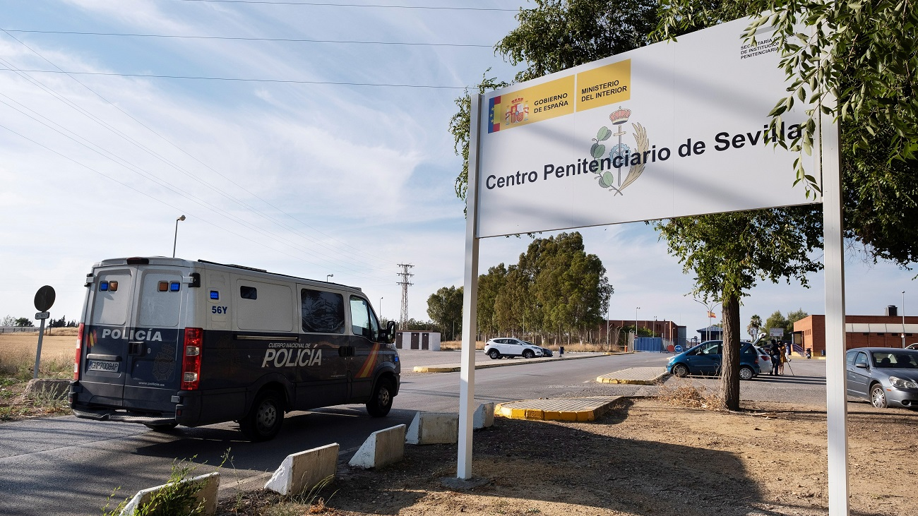 Primera noche en prisión para los integrantes de 'La Manada'