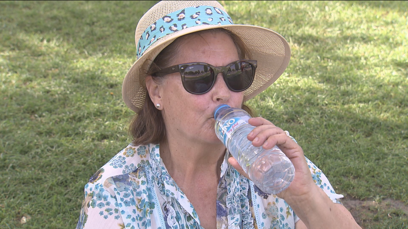 Beber agua, el mejor remedio contra la ola de calor