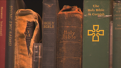 La historia de las lenguas a través de 1.600 Biblias en 1.935 idiomas