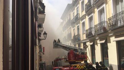 Desalojado un edificio en Lavapiés por un incendio