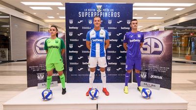 El Leganés presenta sus nuevas equipaciones para la temporada 2019/20