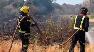 El incendio en Cadalso y Cenicientos no podrá ser controlado este domingo