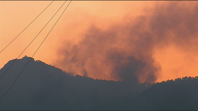 Perimetrado y contenido el fuego en la zona este, los mayores esfuerzos se concentran en Cenicientos
