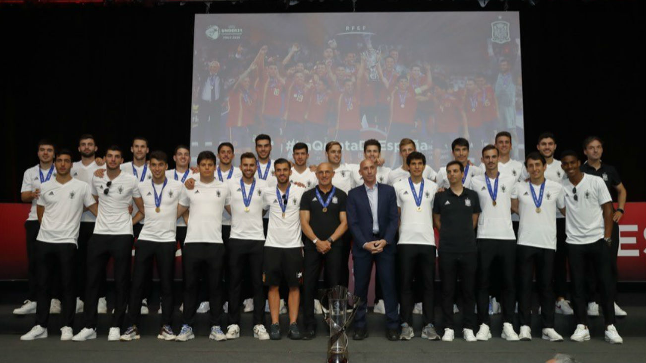Emocionante recibimiento a los campeones de Europa sub'21