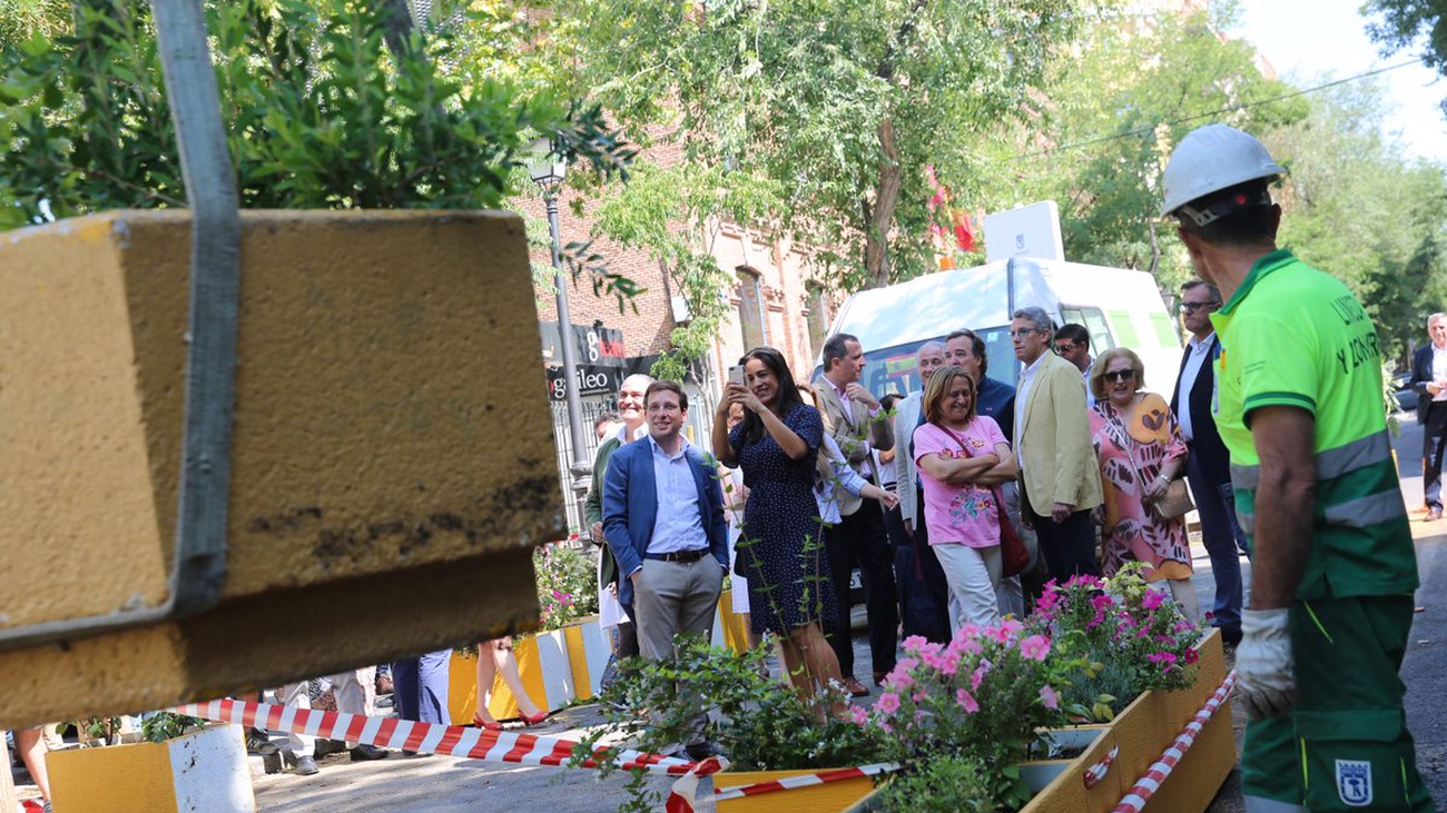 Adiós al espacio peatonal de la calle Galileo