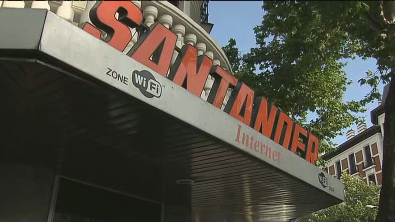La emblemática cafetería Santander echa el cierre