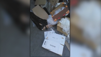 Rodeados de basura en Villaverde