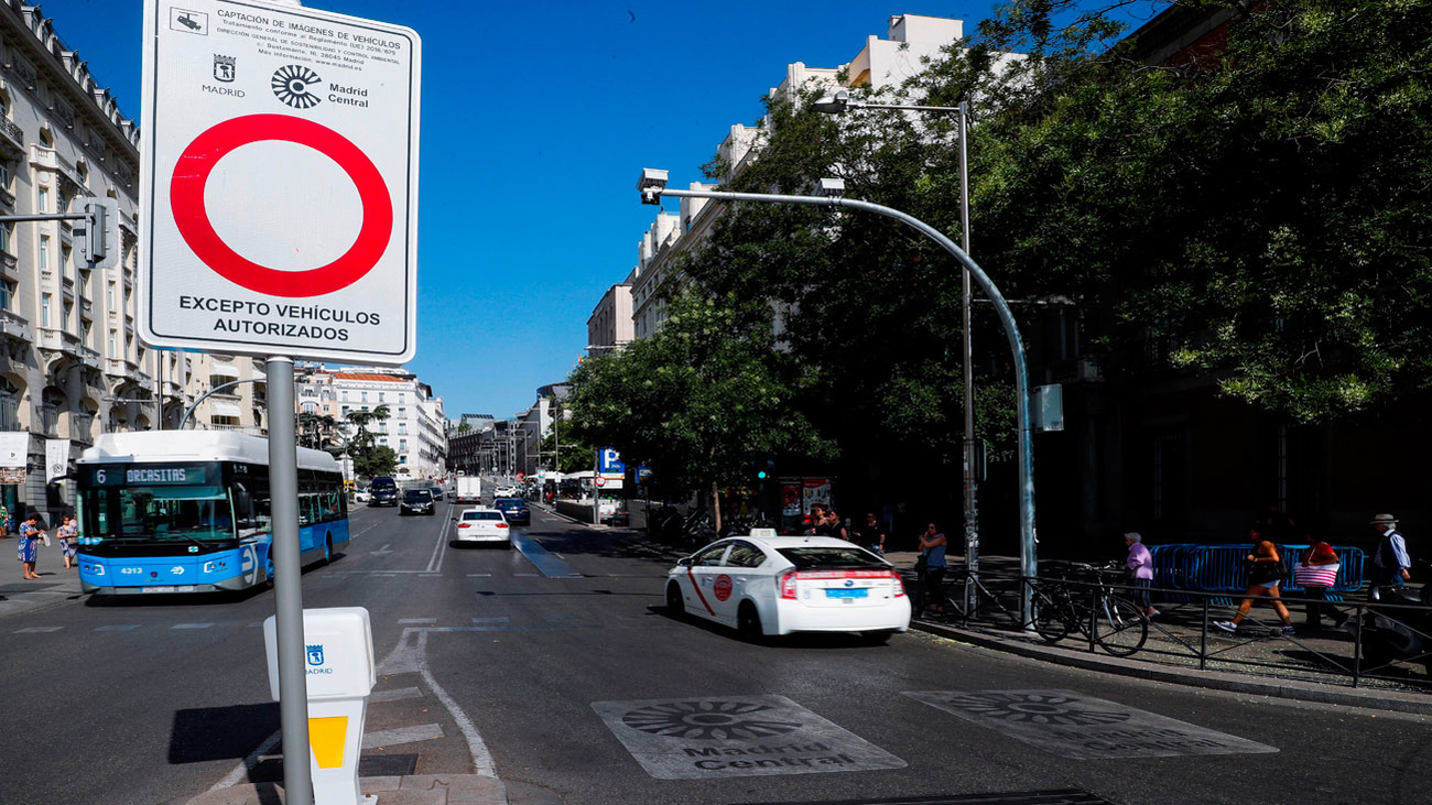Se ha impuesto "la salud de la gente frente a los coches", aseguran Ecologistas y Greenpeace