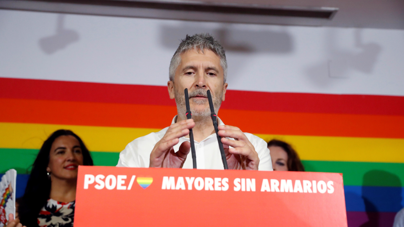 Marlaska insta a luchar contra la derecha que quiere limitar derechos LGTBI