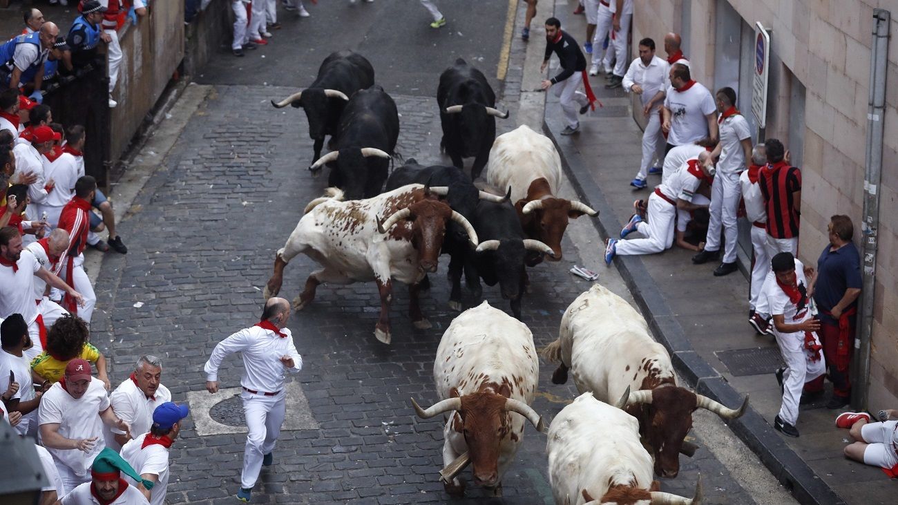 Tres corredores trasladados al hospital tras el primer encierro de San Fermín