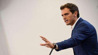 Rivera plantea al PP la abstención conjunta a la investidura con condiciones