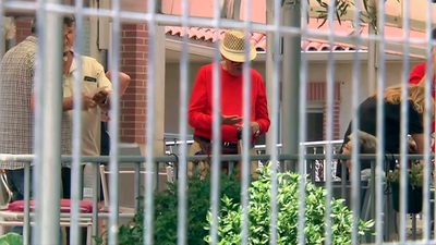 "Mi madre entró andando y ahora está en silla de ruedas"