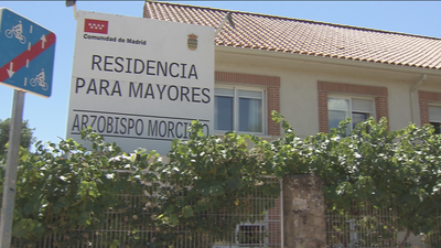 Trasladados a La Paz 3 ancianos de la residencia de Soto del Real cerrada