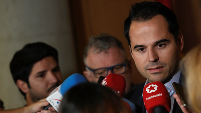 Aguado apoya la propuesta de Díaz Ayuso de tener una investidura antes de agosto