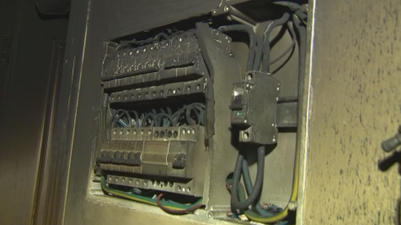 Esto es lo que no debes hacer ante un incendio doméstico