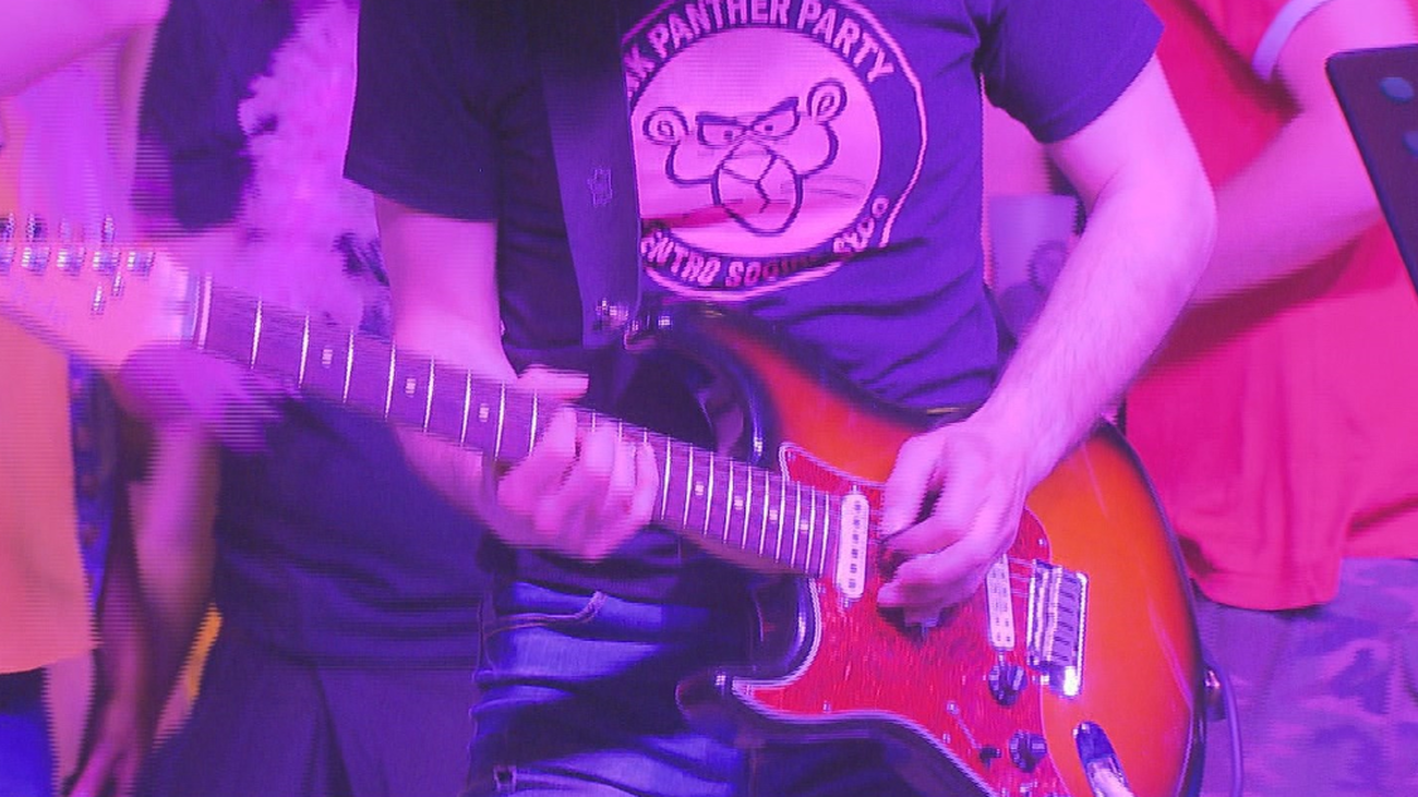 Las orquestas alegran las noches de verano