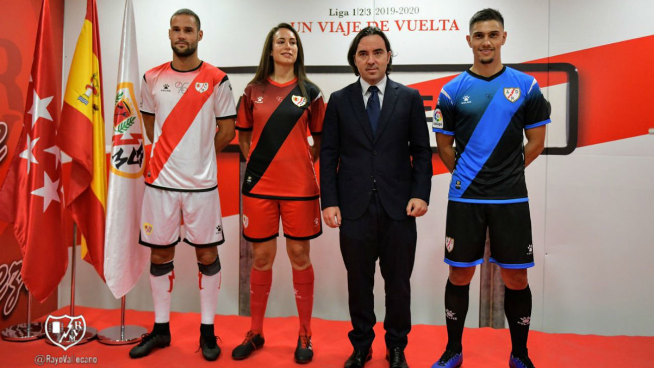 El Rayo presenta las camisetas del 'viaje de ida y vuelta'