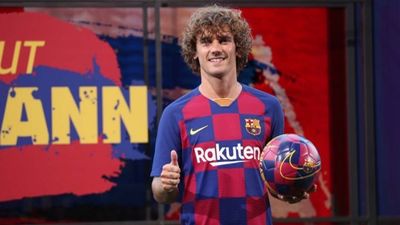 El Atlético insiste en exigir 80 millones más por el fichaje de Griezmann