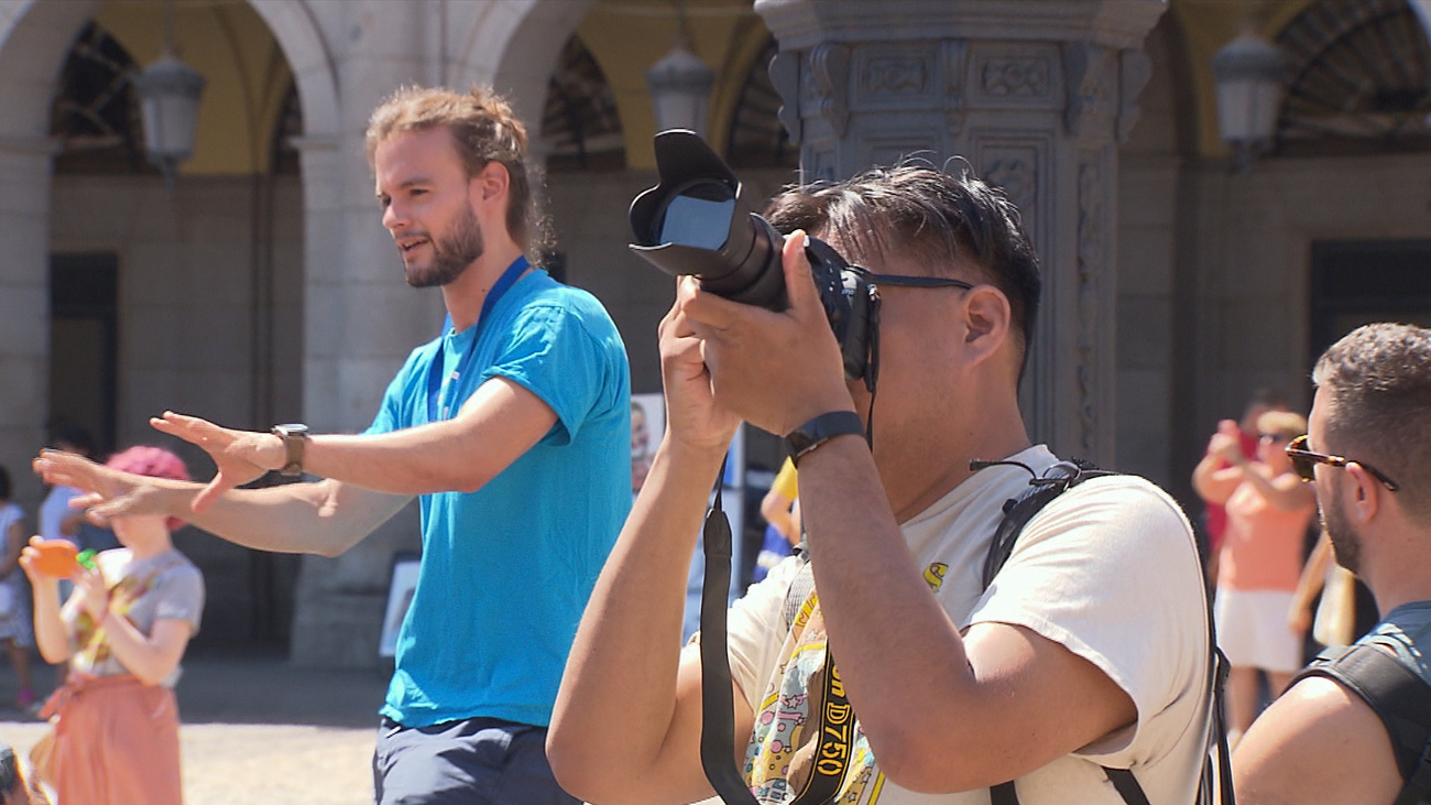 Crece con el verano la polémica en Madrid con los 'Free Tours'