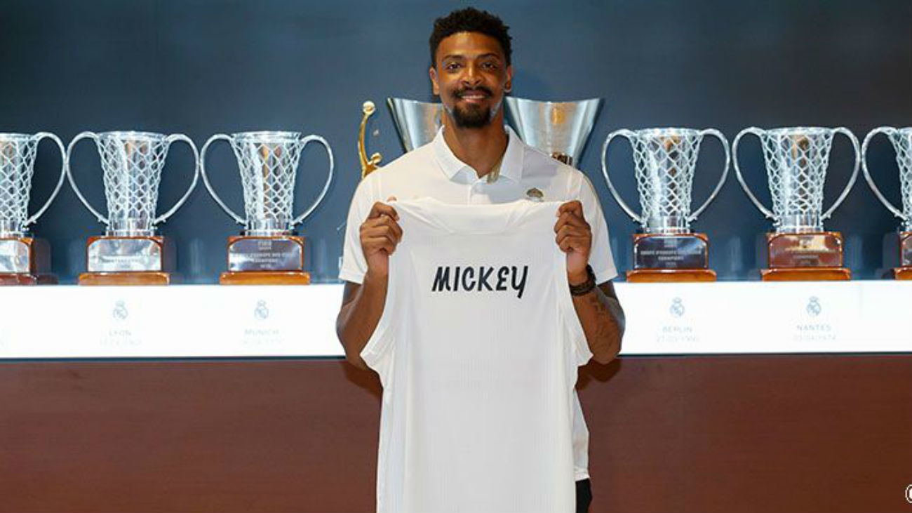 El pívot Jordan Mickey, nuevo jugador del Real Madrid