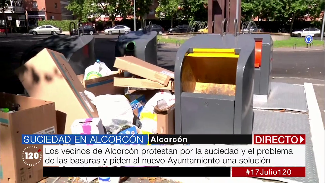 Los vecinos de Alcorcón mantienen sus quejas por la basura y piden soluciones