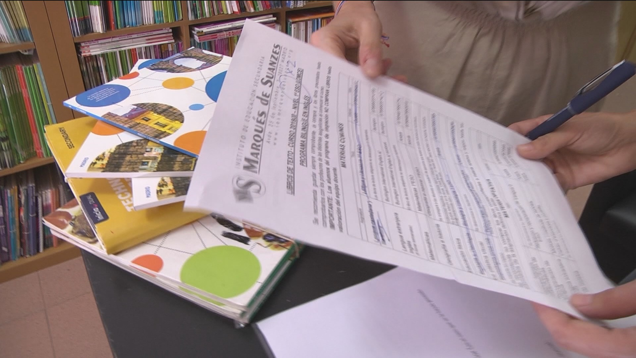 Una Fundación solidaria ofrece libros de texto gratuitos a familias necesitadas