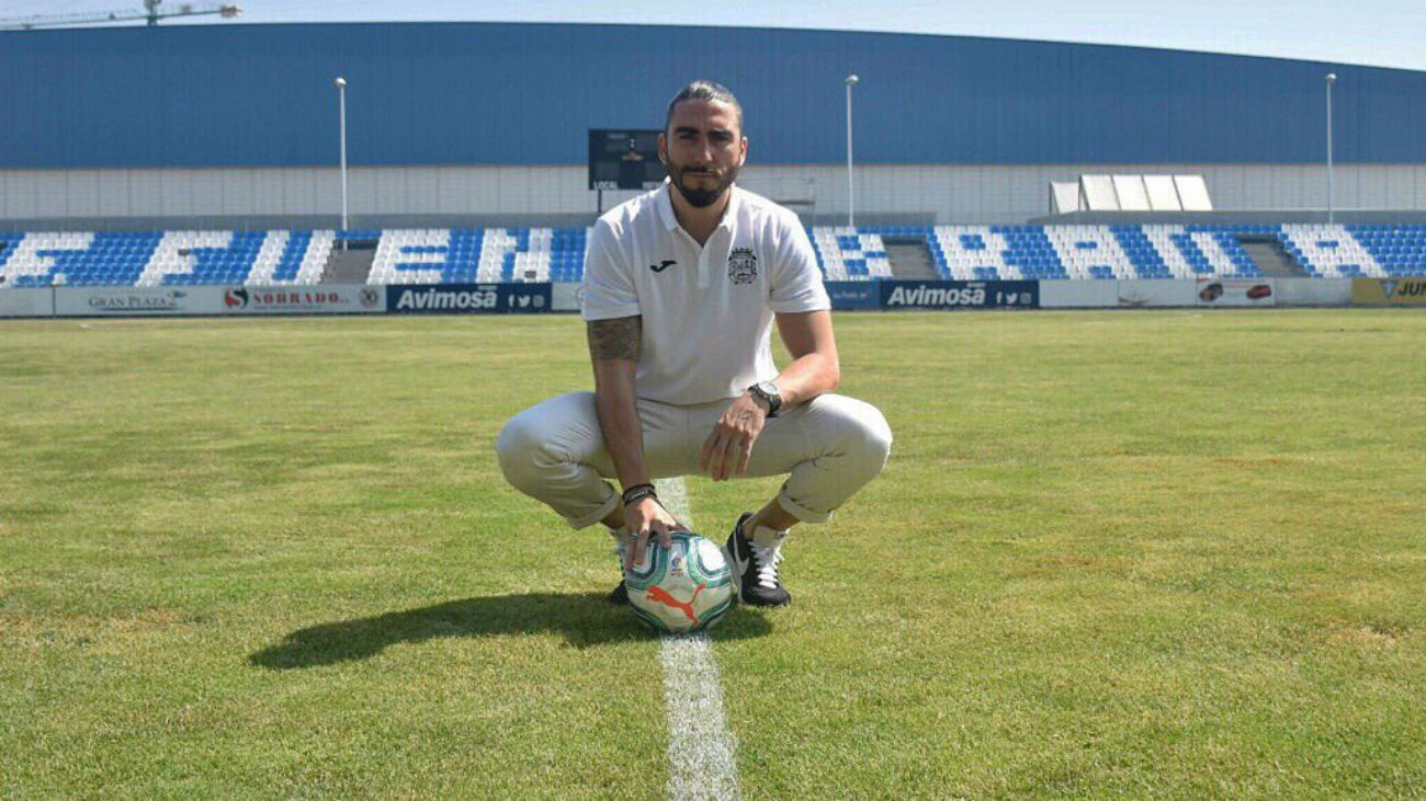 Chico Flores: "Venir a un club como el Fuenlabrada motiva mucho"
