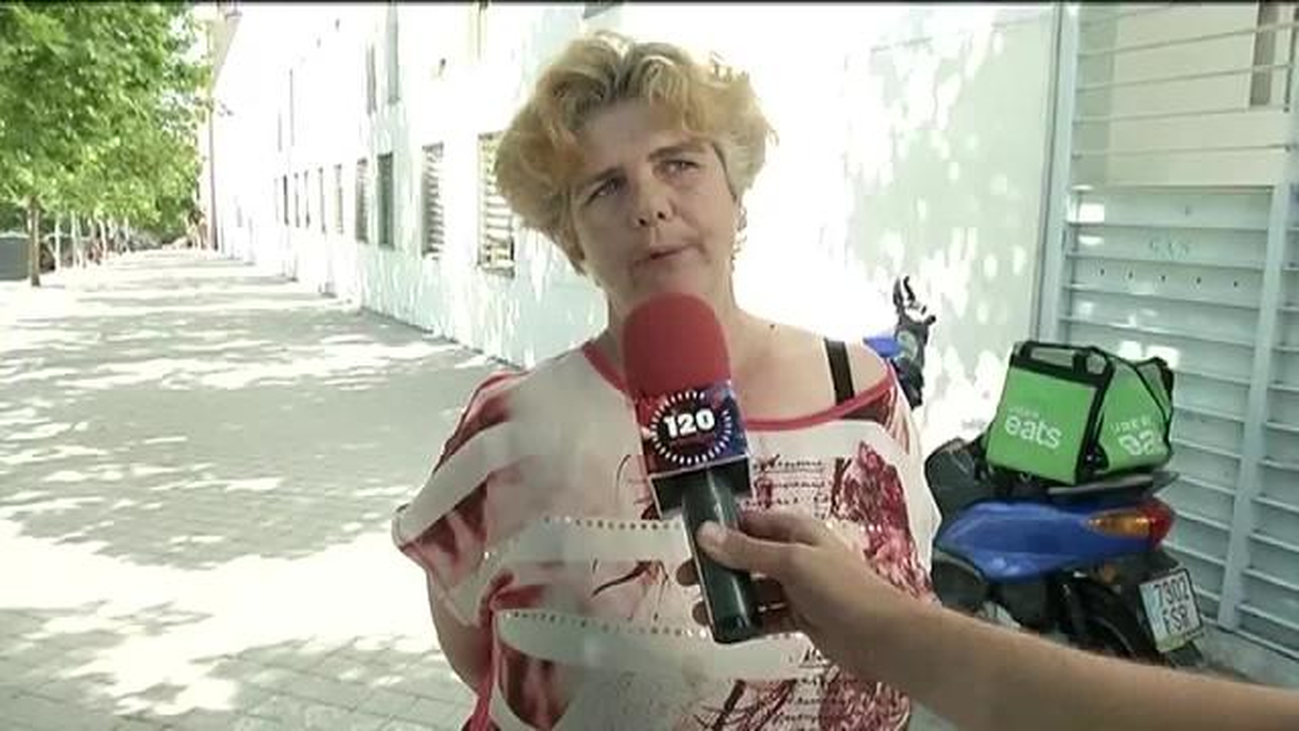 El drama de los vecinos del PAU de Carabanchel ,"de 410 a 960 euros. El fondo buitre quiere que nos vayamos"