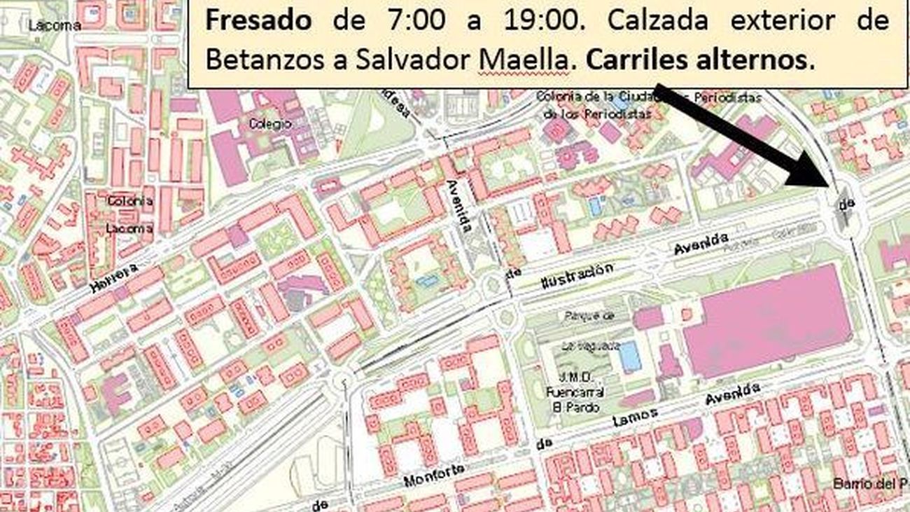 Obras de asfaltado en la avenida de la Ilustración