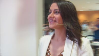 Arrimadas: "El culebrón del sillón" entre Sánchez e Iglesias acabará con un pacto de Gobierno