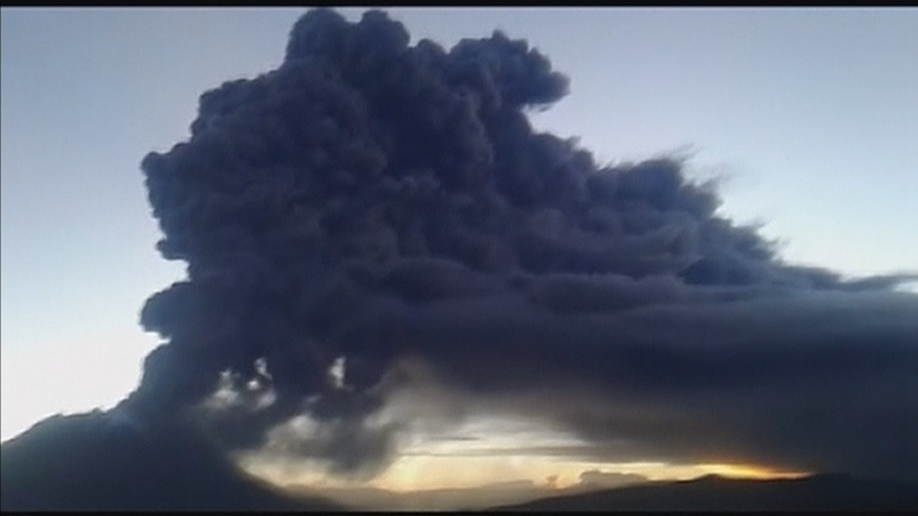 Más de 1.000 personas afectadas en Perú tras la erupción del Volcán Ubinas