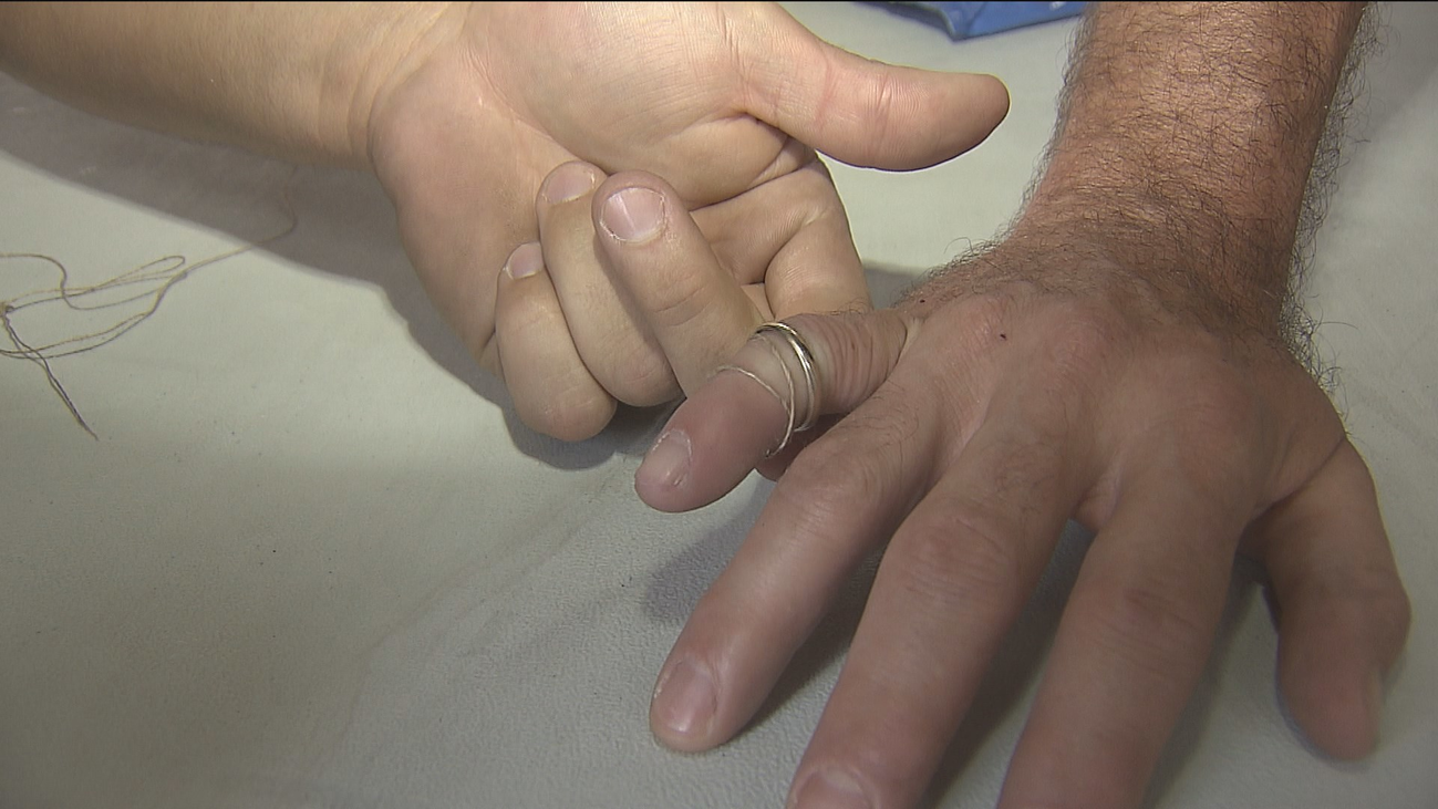 Sin anillos gracias a los bomberos de Fuenlabrada