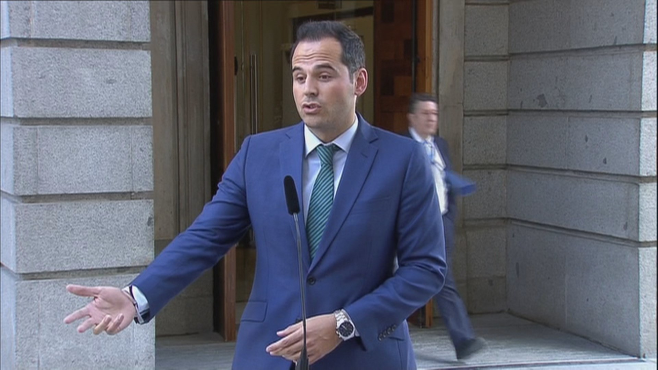 Aguado rechaza otra ronda de consultas porque "no ha habido ningún avance"