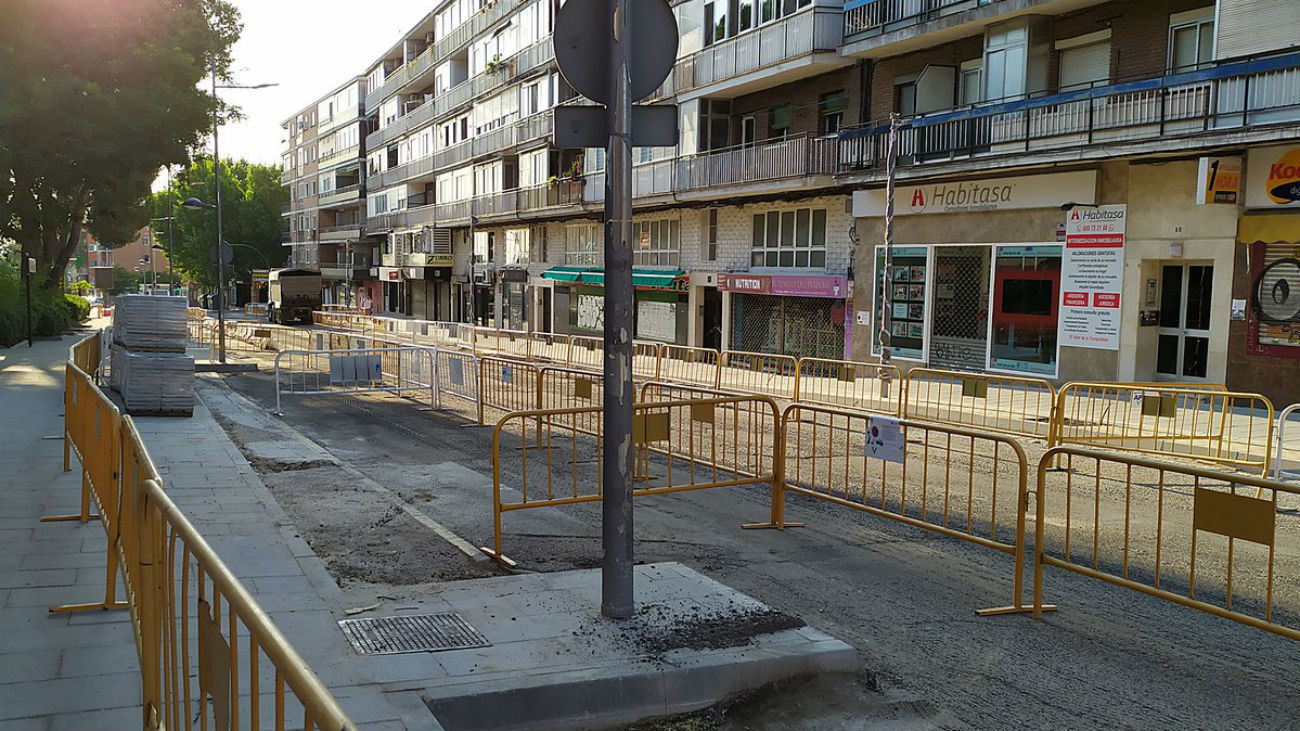 Coslada inicia el asfaltado de las avenidas Constitución y Príncipes de España